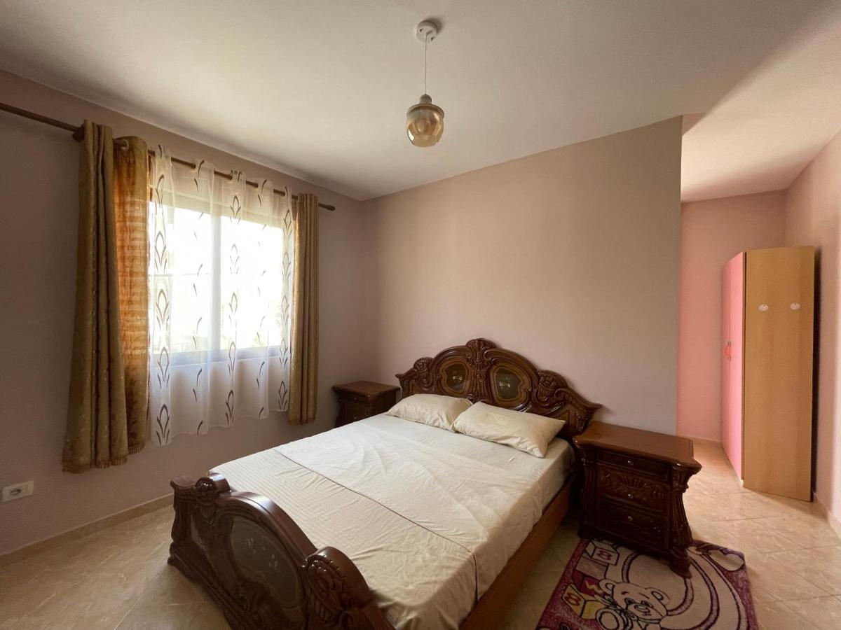 B&B - Private Rooms 2 Tirana Exteriör bild
